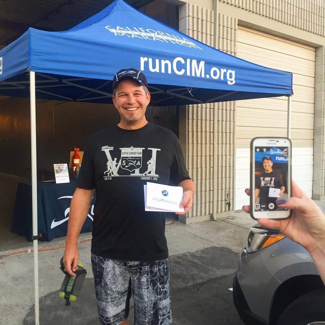 A smile is worth a million bucks. 
Cheers to free race giveaways and the smiles that come along with it. Congrats Dennis, we look forward to seeing you at the Super Sunday run again in 2017. Thank you to everyone who came last night