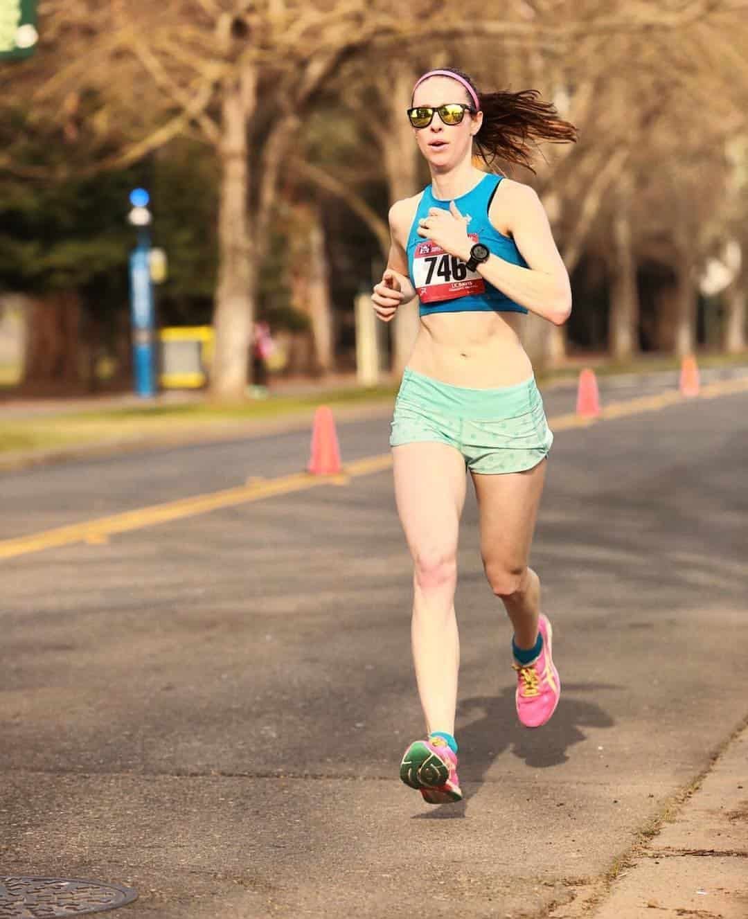 @sraelite runner, Melissa, at Super Sunday Run  this past weekend & running a 10k PR of 37:04! Congratulations Melissa ?? .

Who has racing plans this weekend & what are your goals?